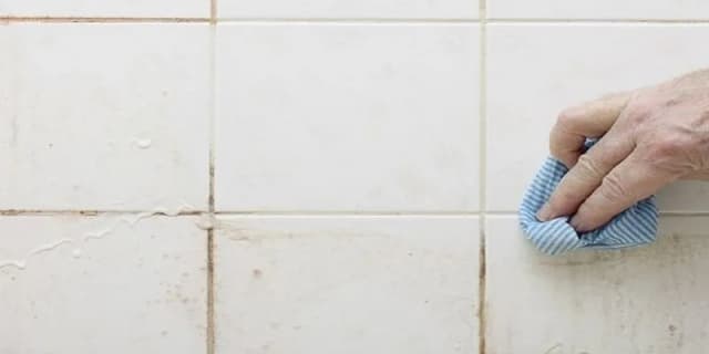 Skuteczne sposoby na usunięcie fugi z kafelek bez wysiłku Skuteczne sposoby na usunięcie fugi z kafelek bez wysiłku
