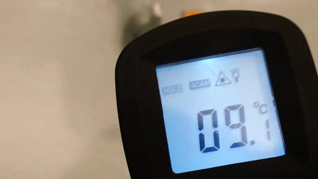 Ile stopni ma ciepła woda w kranie? Zbyt wysoka temperatura może ranić Ile stopni ma ciepła woda w kranie? Zbyt wysoka temperatura może ranić